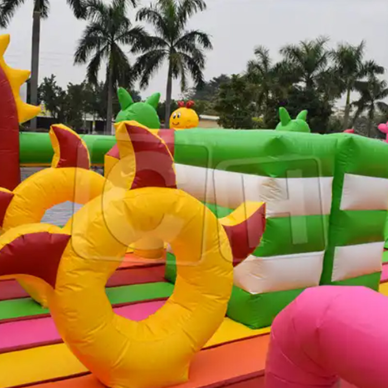 Giant Inflatable Cartoon Castle For Kids, Big Inflatable Garden Amusement Park For Sale