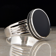 7.2 G black enamel or agate signet ring men jewelry customization 7.2 G black enamel or agate signet ring men jewelry customization