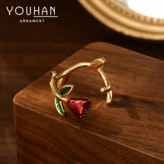 خاتم نسائي مطلي ذهب تصميم شكل وردة