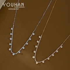 قلادة نسائية مطلية ذهب ستايل اوروبي مزينة بالزاركون