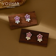 حلق نسائي مطلي ذهب تصميم شكل وردة مزينة بالزاركون ابرة الحلق من فضة