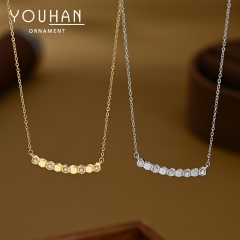 قلادة نسائية مطلية ذهب ستايل كوري مزينة بالزاركون