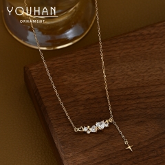 قلادة نسائية مطلية ذهب ستايل اوروبي مزينة بالزاركون