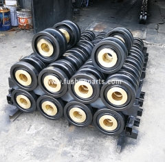 FUWA Crawler Crane QUY150 Undercarriage Parts Lower Rollers for FUWA Crane