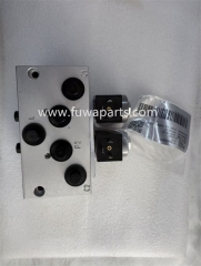 XCMG valve,803422121, aux winch switch valve.