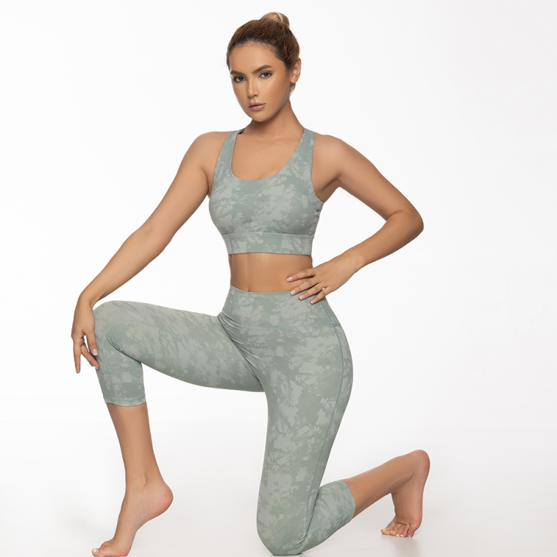 yoga suit