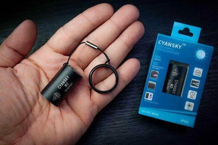 Mini Rechargeable Key Chain Light M2 is Released