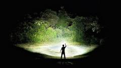 3000 Lumens 650m Palm-sized Rechargeable Searching Flashlight P32R