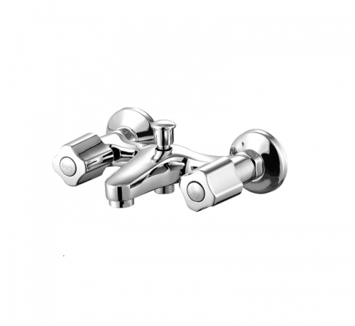 Two Handle Bath Faucet in Chrome