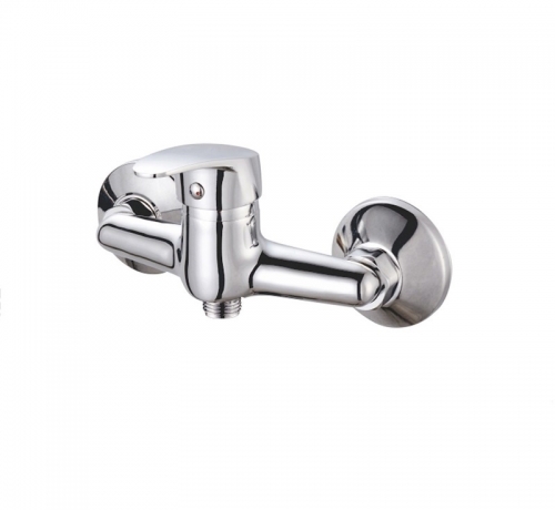 Single Handle Bathroom Shower Faucet in Chrome