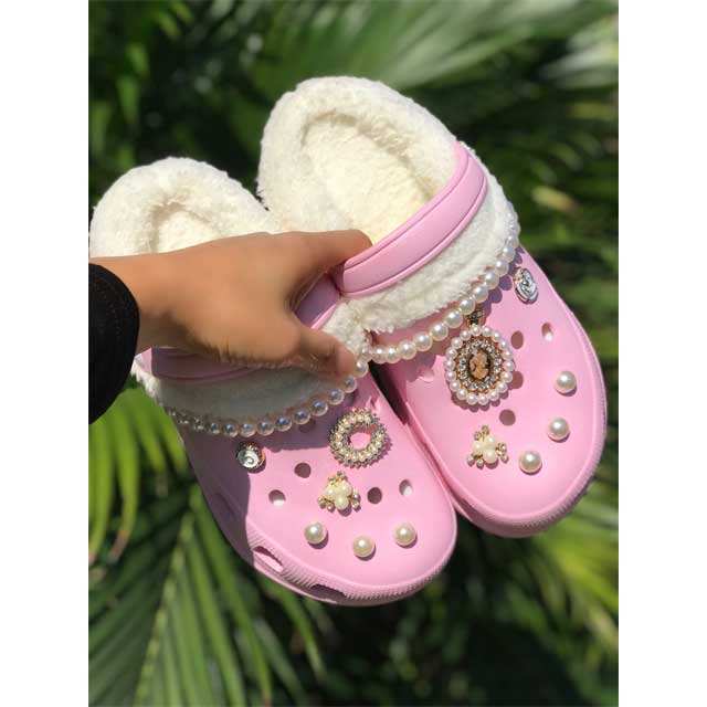 Pearls Chains Fuzzy Liner Casual Clogs