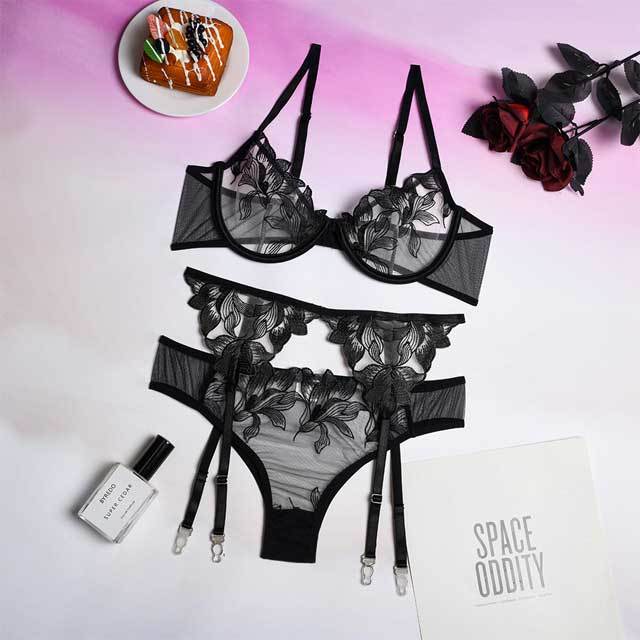 Embroidery Mesh 3 Piece Bra Set