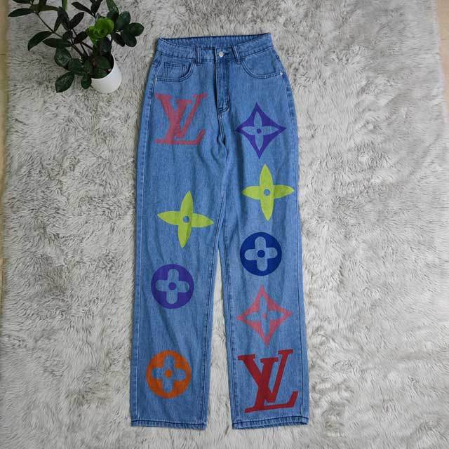 Letter Print High Waist Boyfriend Jeans