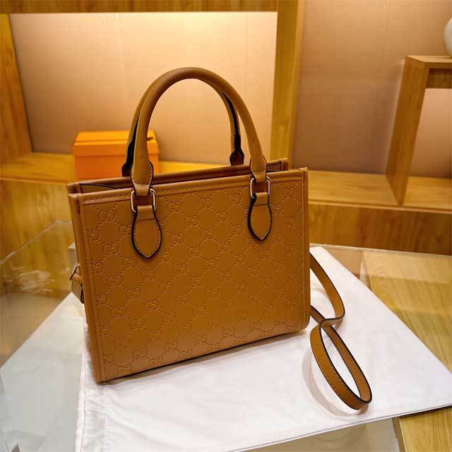 Fashion Logo Leather Hand Bag