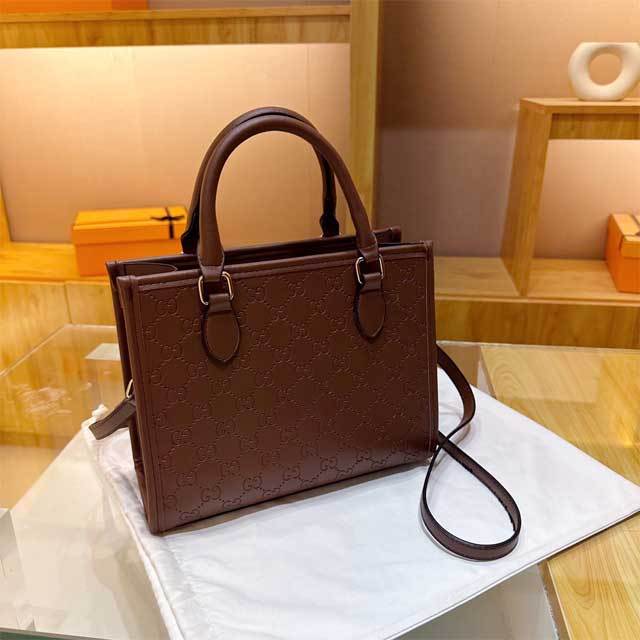 Fashion Logo Leather Hand Bag