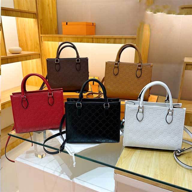 Fashion Logo Leather Hand Bag