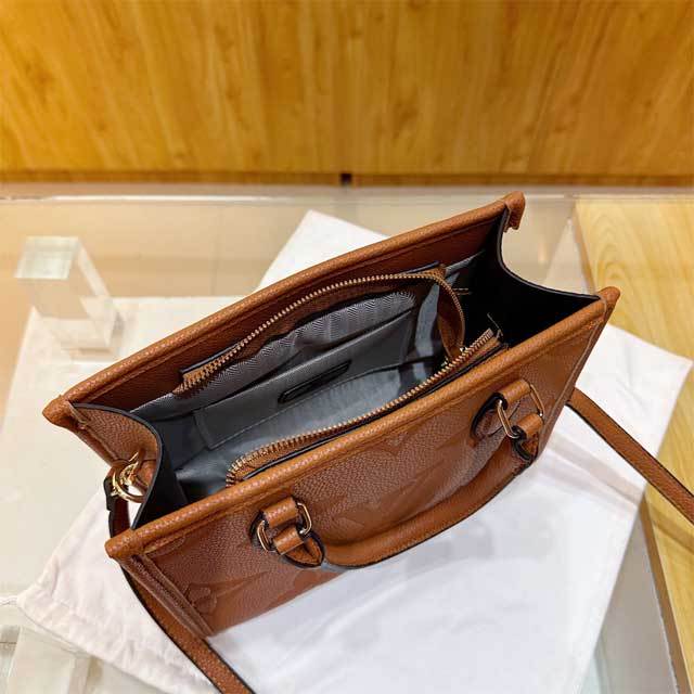 Letter Fashion Leather Hand Bag