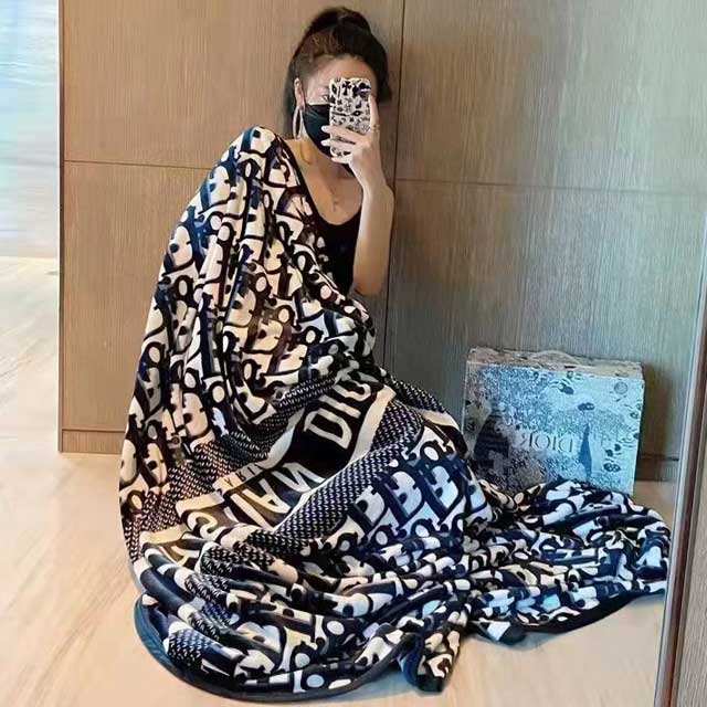 Fashion Multifunction Flannel Blanket