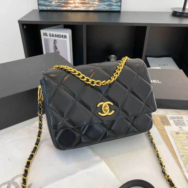 Chain Leather Fashion Messenger Bag