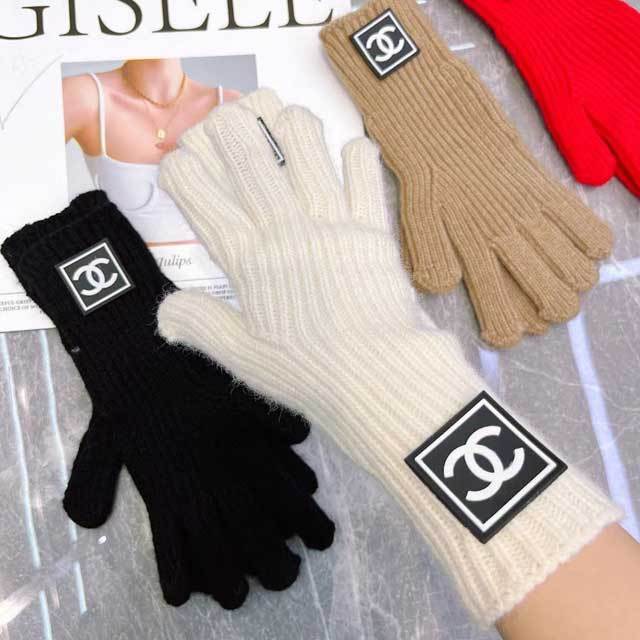 Fashion Design Knit Gloves