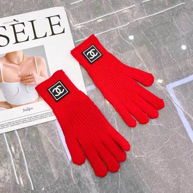 Fashion Design Knit Gloves