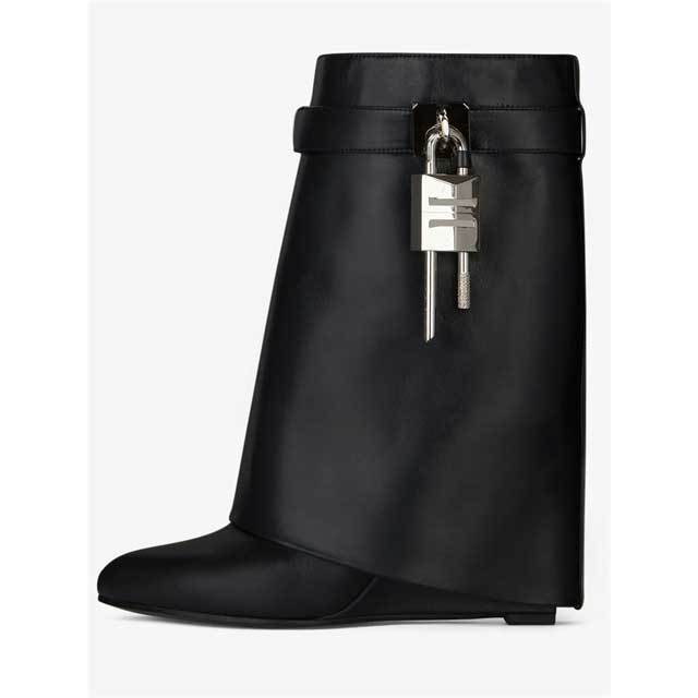 Shark Look Leather Ankle Boots