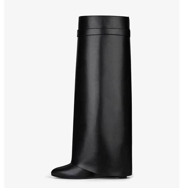 Shark Lock Wide-fit Leather Knee-high Boots