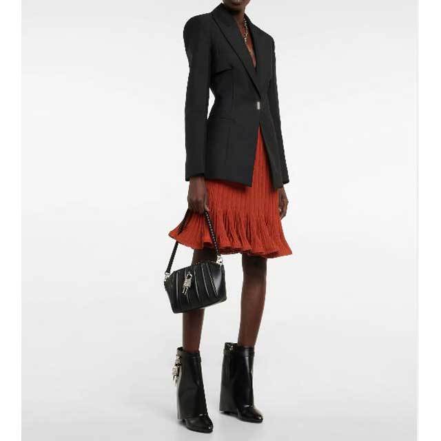 Shark Look Leather Ankle Boots