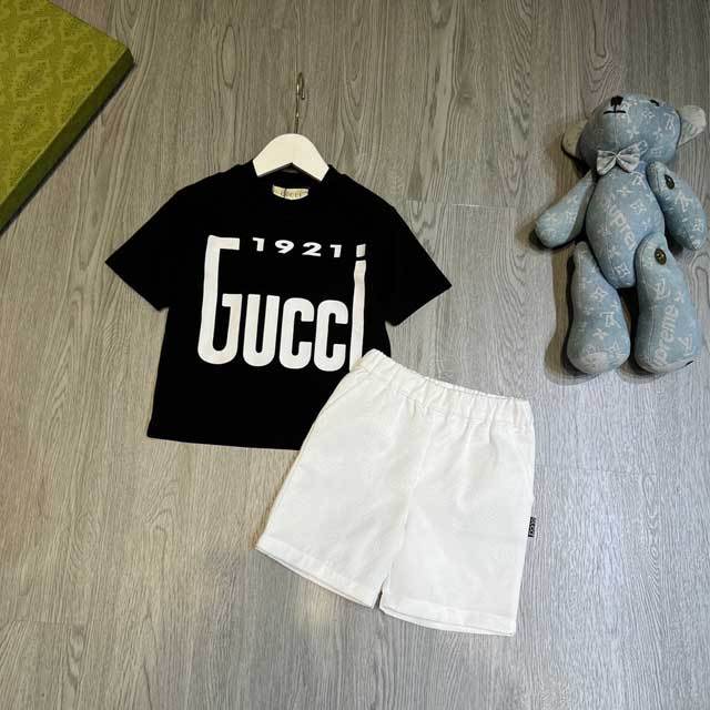 Letter Print Kids Short Set