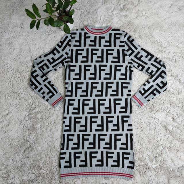 Letter Design Knit Sweater Dress