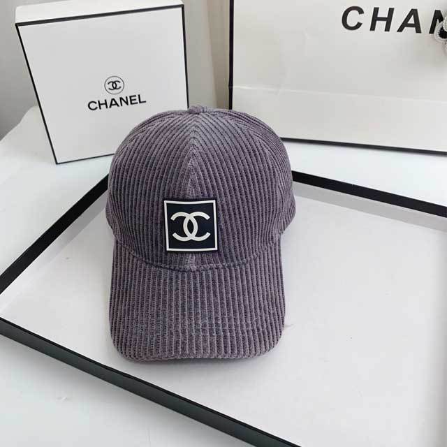 Fashion Logo Velvet Baseball Cap