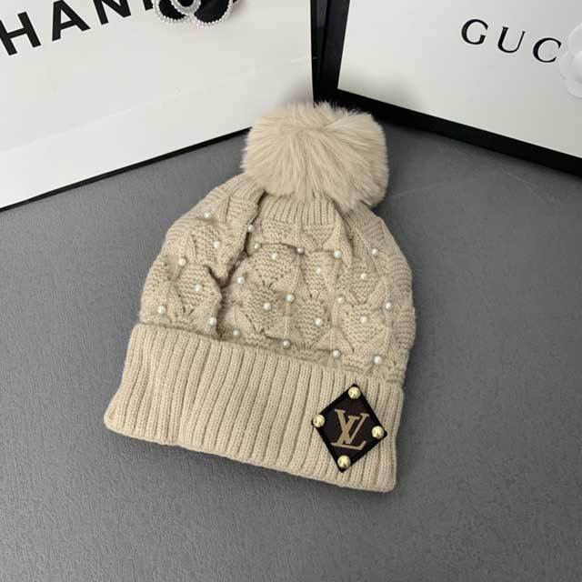 Fashion Logo Pearl Knit Hats