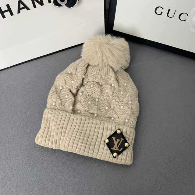 Fashion Logo Pearl Knit Hats