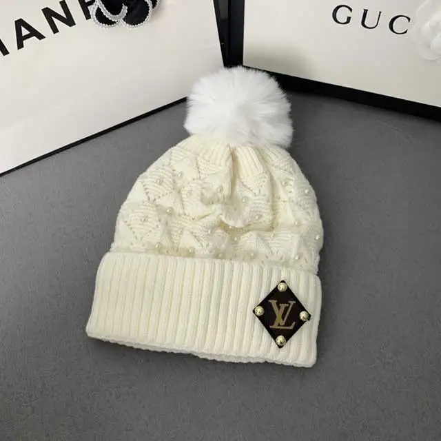 Fashion Logo Pearl Knit Hats