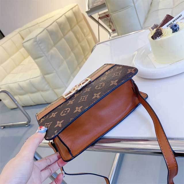 Fashion Leather Ladies Messenger Bag