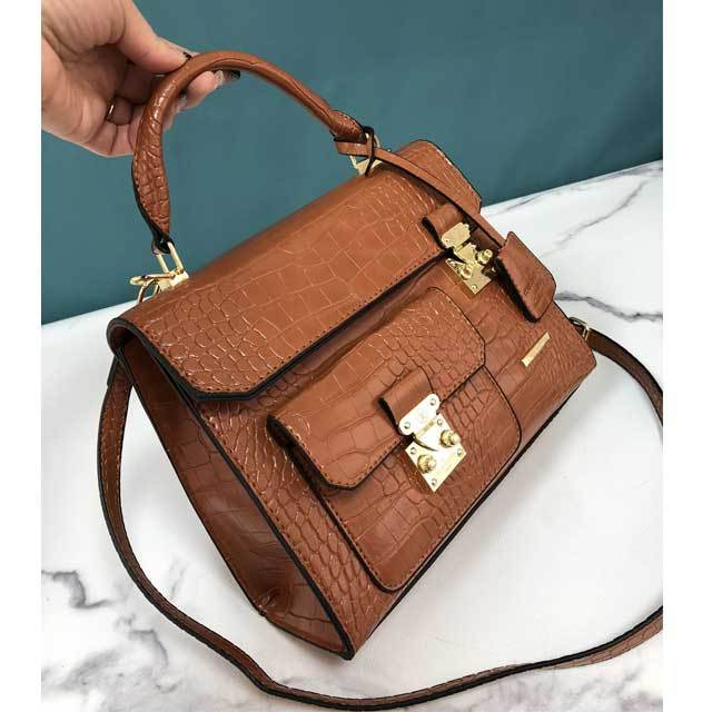 Ladies Leather Crossbody Handbag