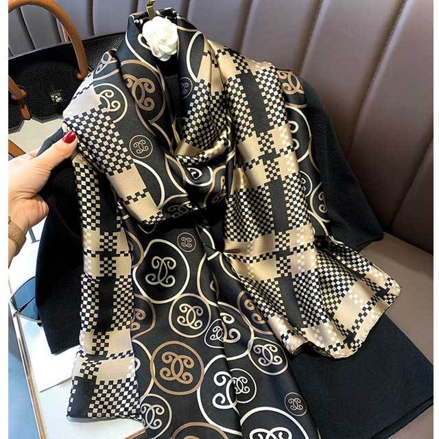 Fashion Print Elegant Silk Scarf