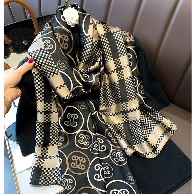 Fashion Print Elegant Silk Scarf