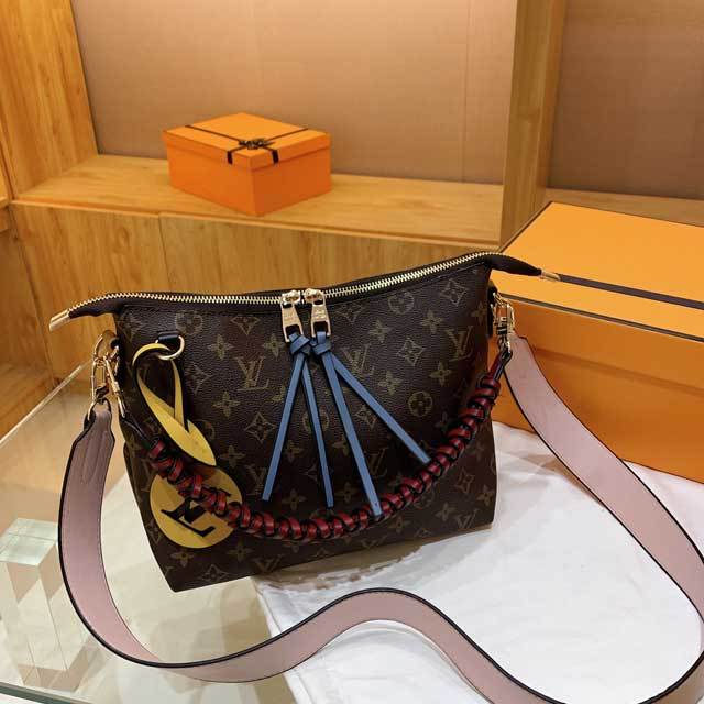 Fashion Letter Print Leather Crossbody Handbag