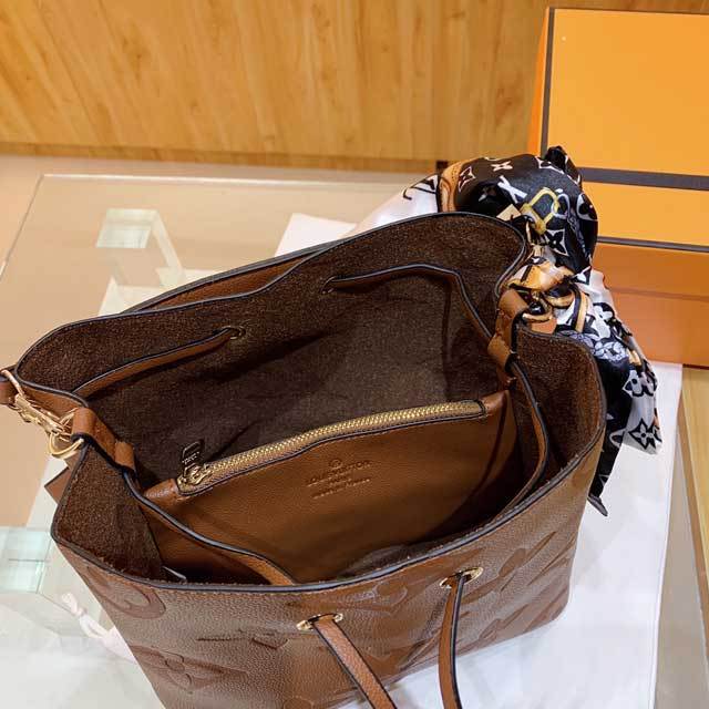 Leather Embossing Bucket Bag