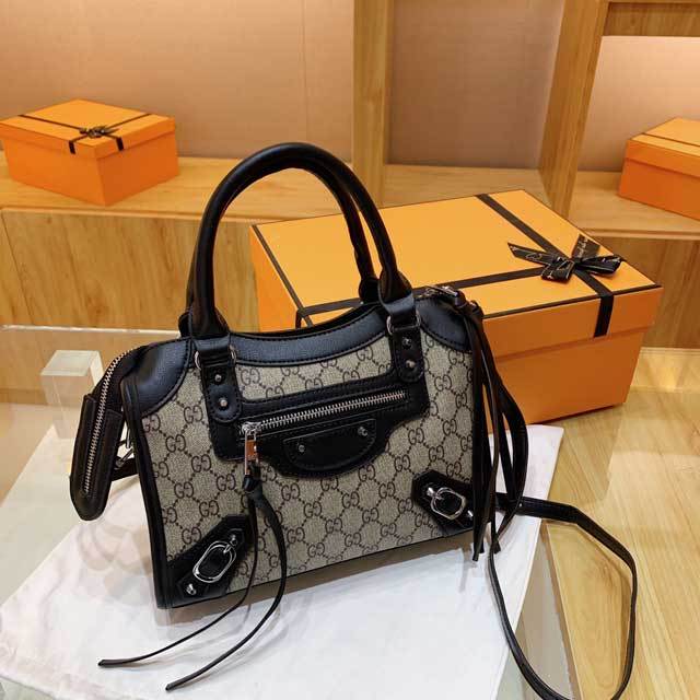 Street Fashion Leather Handbag