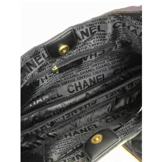 Fashion Metal Logo Leather Underarm Bag