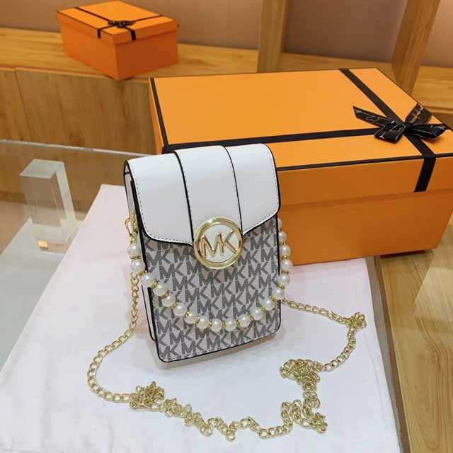 Chain Pearl Leather Mobile Phone Bag