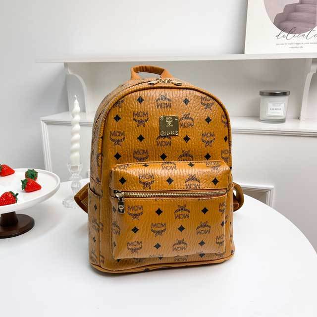 Leather Fashion Zipper Unisex Backpack