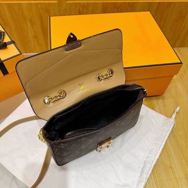 Gold Chain Fashion Messenger Bag