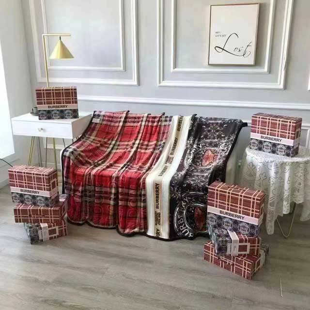 Fashion Multifunction Flannel Blanket