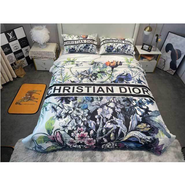 Printed Silk Summer Quilt Set