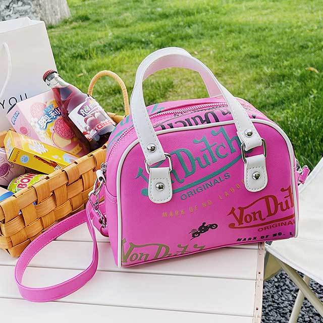 Graffiti Printed Seashells Shoulder Bag