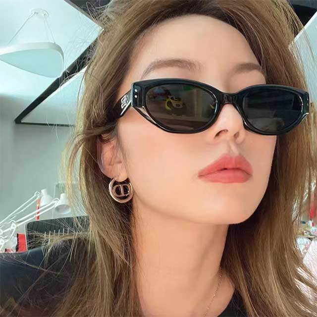 Retro Cat Eye Small Frame Sunglasses