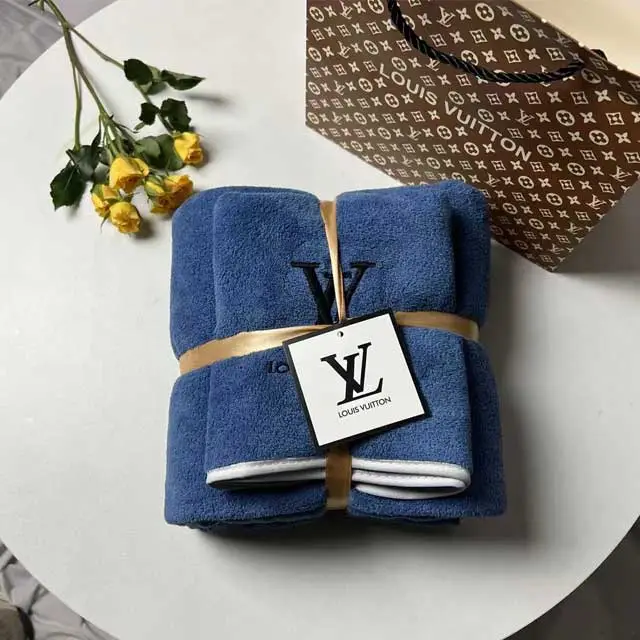 Fashion Design Coral Fleece Bath Towel Set